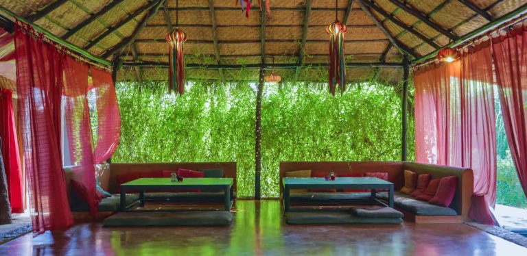 Dining-at-swan-