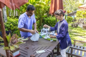 Making-of-Podi-Kizhi-at-Mangosteen-Ayurveda-Spa-Phuket (2 of 11)-X3